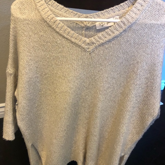 Beige sweater by RD style, size S/P - Picture 2 of 2